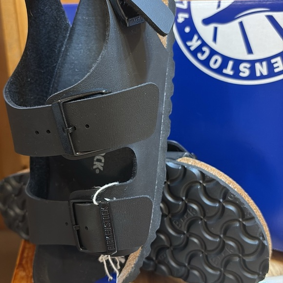 New In Box Birkenstock Milano Vegan Birko-Flor On Triples Black 8/39 Med/Narrow - Picture 16 of 16
